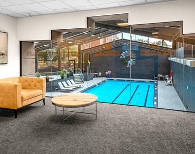 4 Martine Avenue - Photo Thumbnail 12