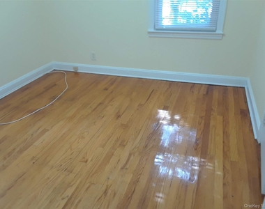29 N Long Beach Road - Photo Thumbnail 6