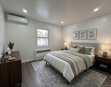 19 Gibson Boulevard - Photo Thumbnail 21
