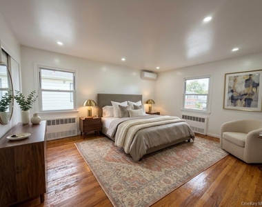 19 Gibson Boulevard - Photo Thumbnail 8