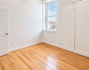 155 S River St - Photo Thumbnail 5