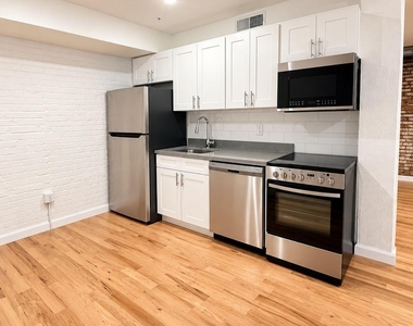 155 S River St - Photo Thumbnail 2