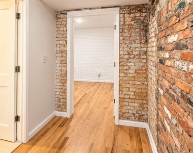 155 S River St - Photo Thumbnail 10