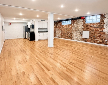 155 S River St - Photo Thumbnail 1