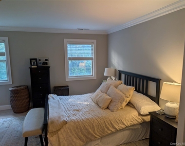 1506 Sara Circle - Photo Thumbnail 13