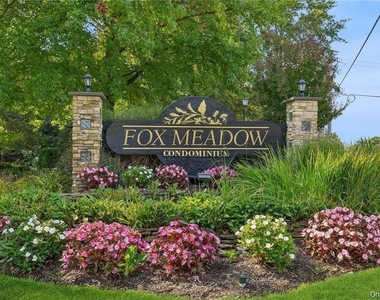 1506 Sara Circle - Photo Thumbnail 1