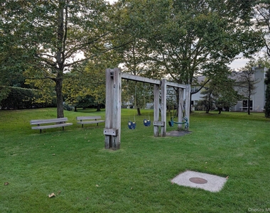 1506 Sara Circle - Photo Thumbnail 23