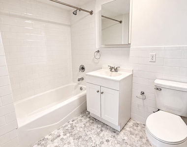 155 S River St - Photo Thumbnail 2