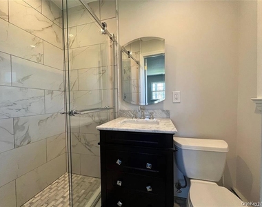 1 Cliftwood Drive - Photo Thumbnail 9