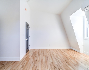 258 State Street - Photo Thumbnail 13