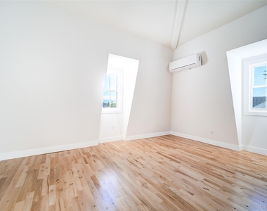 258 State Street - Photo Thumbnail 1