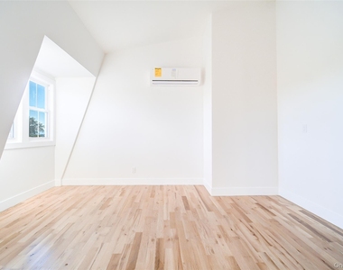 258 State Street - Photo Thumbnail 3