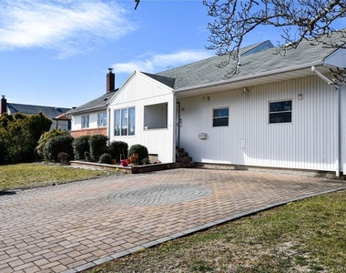 65 Sylvia Lane - Photo Thumbnail 5
