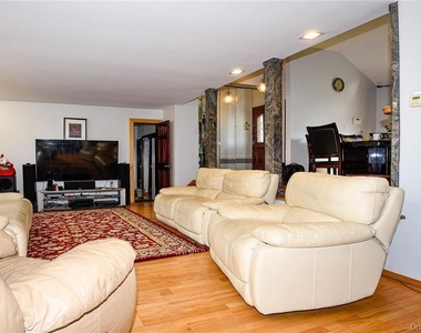 65 Sylvia Lane - Photo Thumbnail 7