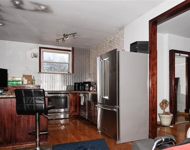 65 Sylvia Lane - Photo Thumbnail 12