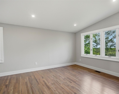 39 Kings Ridge Road - Photo Thumbnail 9