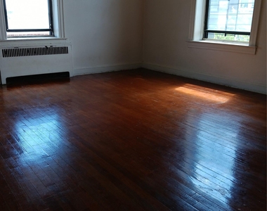 40-45 201 Street - Photo Thumbnail 2