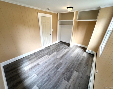 151 Orange Turnpike - Photo Thumbnail 12