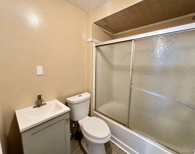 151 Orange Turnpike - Photo Thumbnail 7