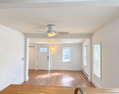 93 New Hampshire Street - Photo Thumbnail 7