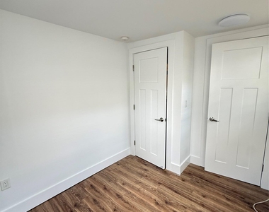 93 New Hampshire Street - Photo Thumbnail 11