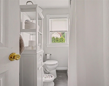 17 Grant Street - Photo Thumbnail 13
