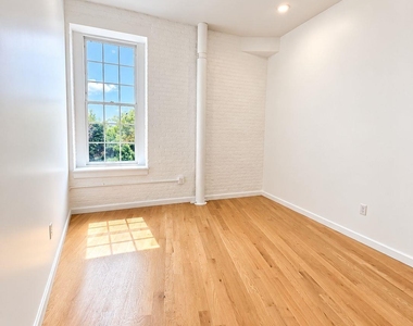 155 S River St - Photo Thumbnail 8