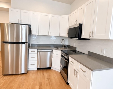 155 S River St - Photo Thumbnail 2