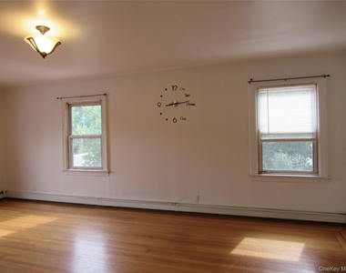 1 Oscawana Lake Road - Photo Thumbnail 5