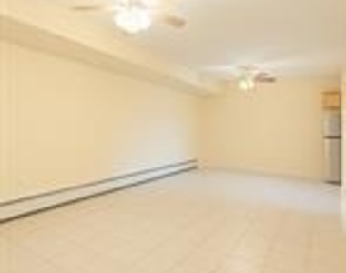 10 Ashlyn Drive - Photo Thumbnail 8