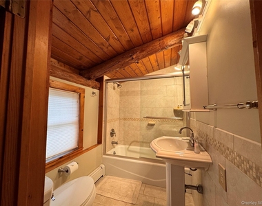 184 Tally Ho Road - Photo Thumbnail 4