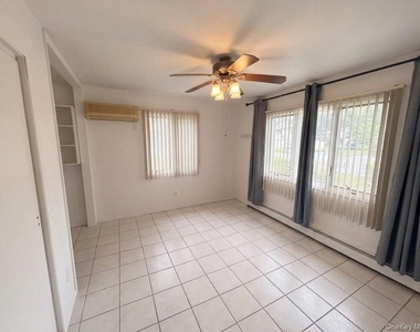 75 Jewel Street - Photo Thumbnail 7