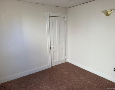 208 Elm Street - Photo Thumbnail 17