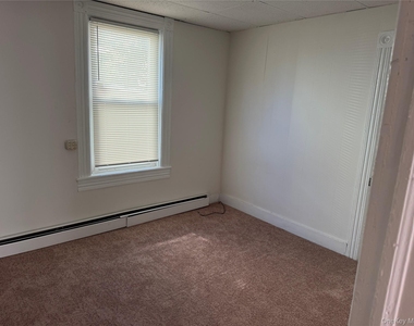 208 Elm Street - Photo Thumbnail 16