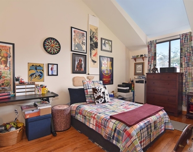 26 Sunnyside Place - Photo Thumbnail 13