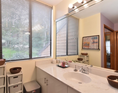 26 Sunnyside Place - Photo Thumbnail 14