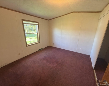 16 Delellas Lane - Photo Thumbnail 11