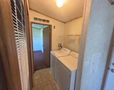 16 Delellas Lane - Photo Thumbnail 8