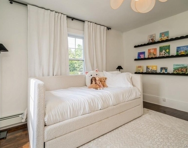 11 Campbell Road - Photo Thumbnail 31