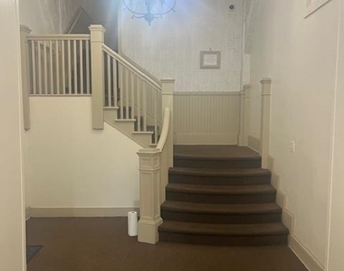 185 E Lake Boulevard - Photo Thumbnail 6