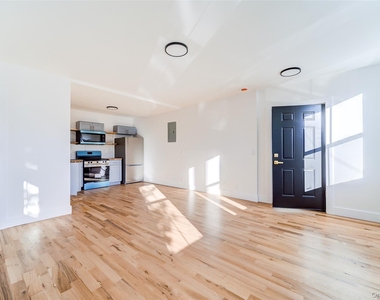 258-260 State Street - Photo Thumbnail 10