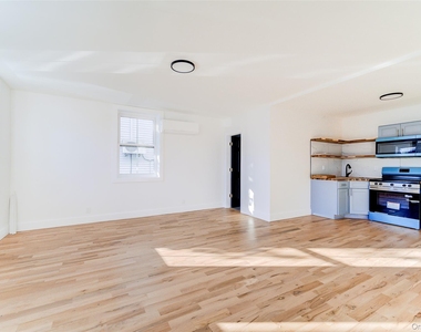 258-260 State Street - Photo Thumbnail 6