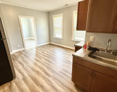 126 Prospect Street - Photo Thumbnail 10