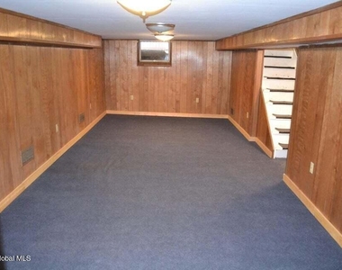 42 Oakwood Drive - Photo Thumbnail 11