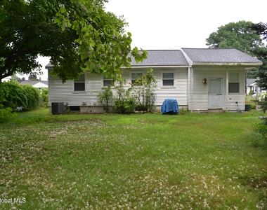 42 Oakwood Drive - Photo Thumbnail 16