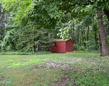 42 Oakwood Drive - Photo Thumbnail 17
