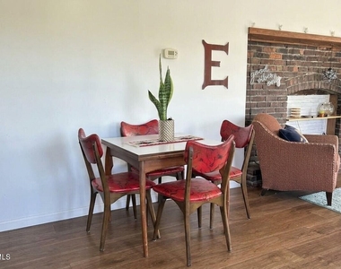 352 State Street - Photo Thumbnail 14
