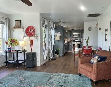 352 State Street - Photo Thumbnail 11