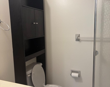 215 Prestwick Way - Photo Thumbnail 16