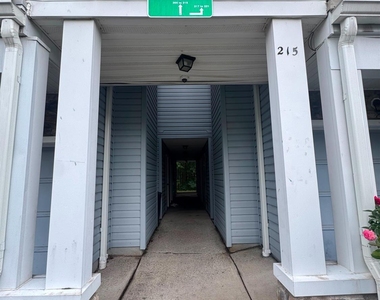 215 Prestwick Way - Photo Thumbnail 2